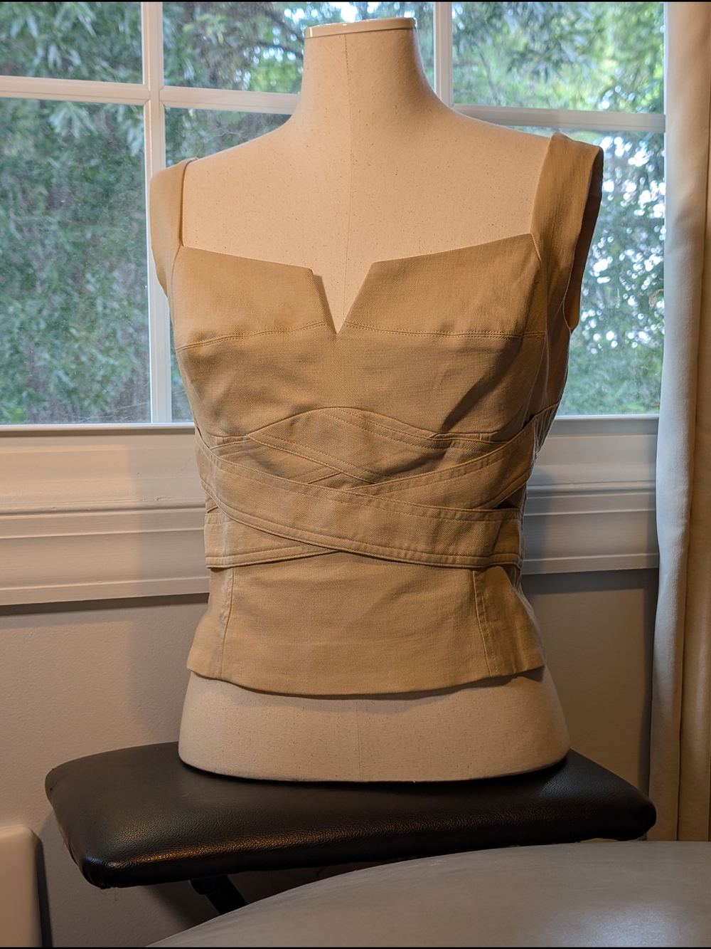 White House Black Market Tan Square-Neck Wrap-Detail Tank Top Matches Trousers - Picture 2 of 11
